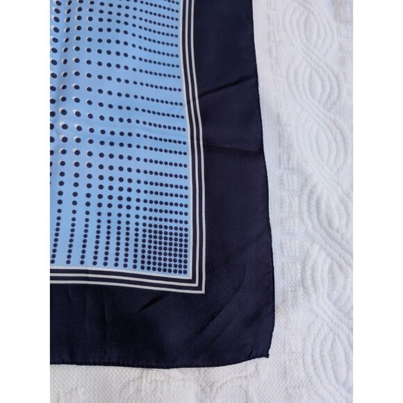 Vintage Ombre Dark Blue Aqua Light Blue Geometric Scarf  26.25" X 26.75" - Picture 9 of 9